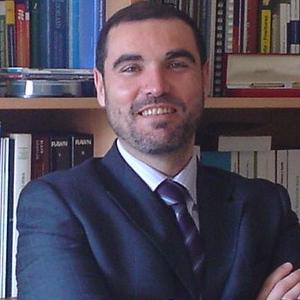 Dr. Santiago Vilar
