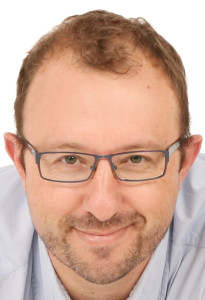 Dr. Luis Aznar